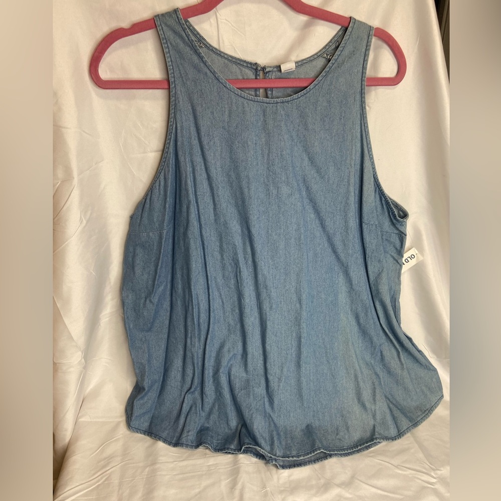 Old Navy Denim Color Tank Top Size: XL NWT